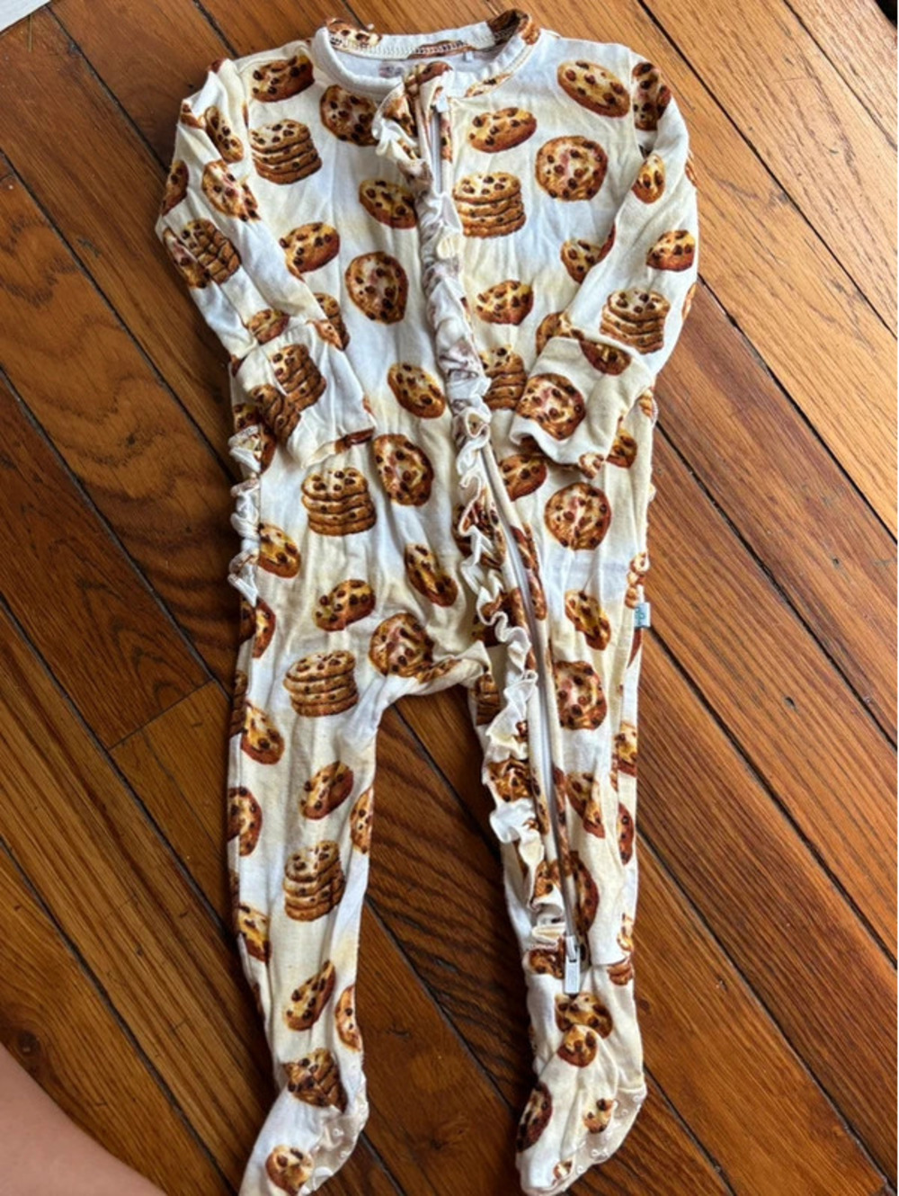 3/6M Posh Peanut Cookie Print Bamboo Zippy
